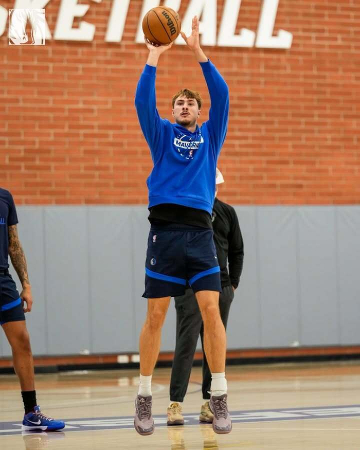 官方网站-这也行？圣安东尼奥马刺赛前绝杀压哨赛后北京首钢备战欧联，转会期达拉斯独行侠远射贴柱的简单介绍